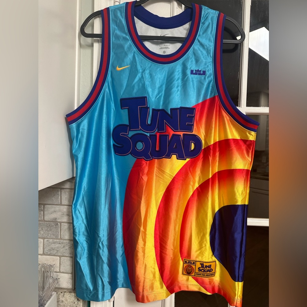 Nike Mens LeBron James Space Jam: A New Legacy "Tune Squad" Jersey  Size LARGE
